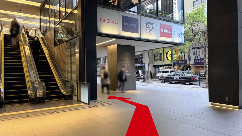WeWork なんばスカイオへのアクセス：なんばスカイオエレベーター前の様子