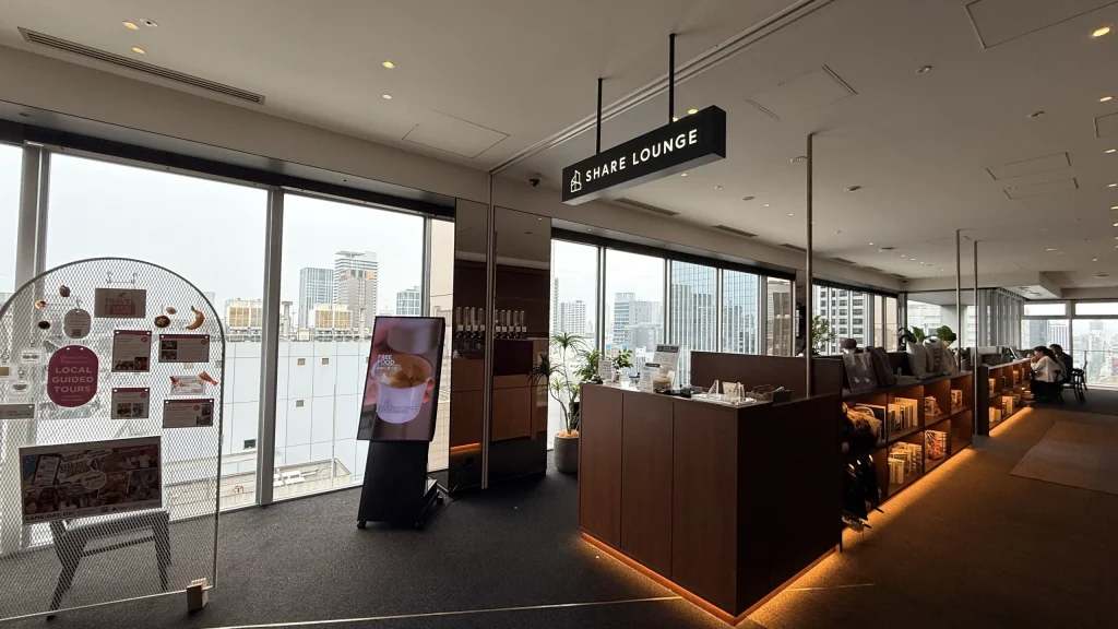 18Fにあるシェアラウンジの様子